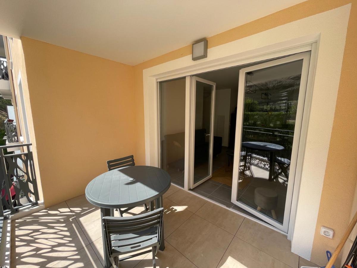 Bel Appartement Au Calme Avec Parking Ментона Екстериор снимка