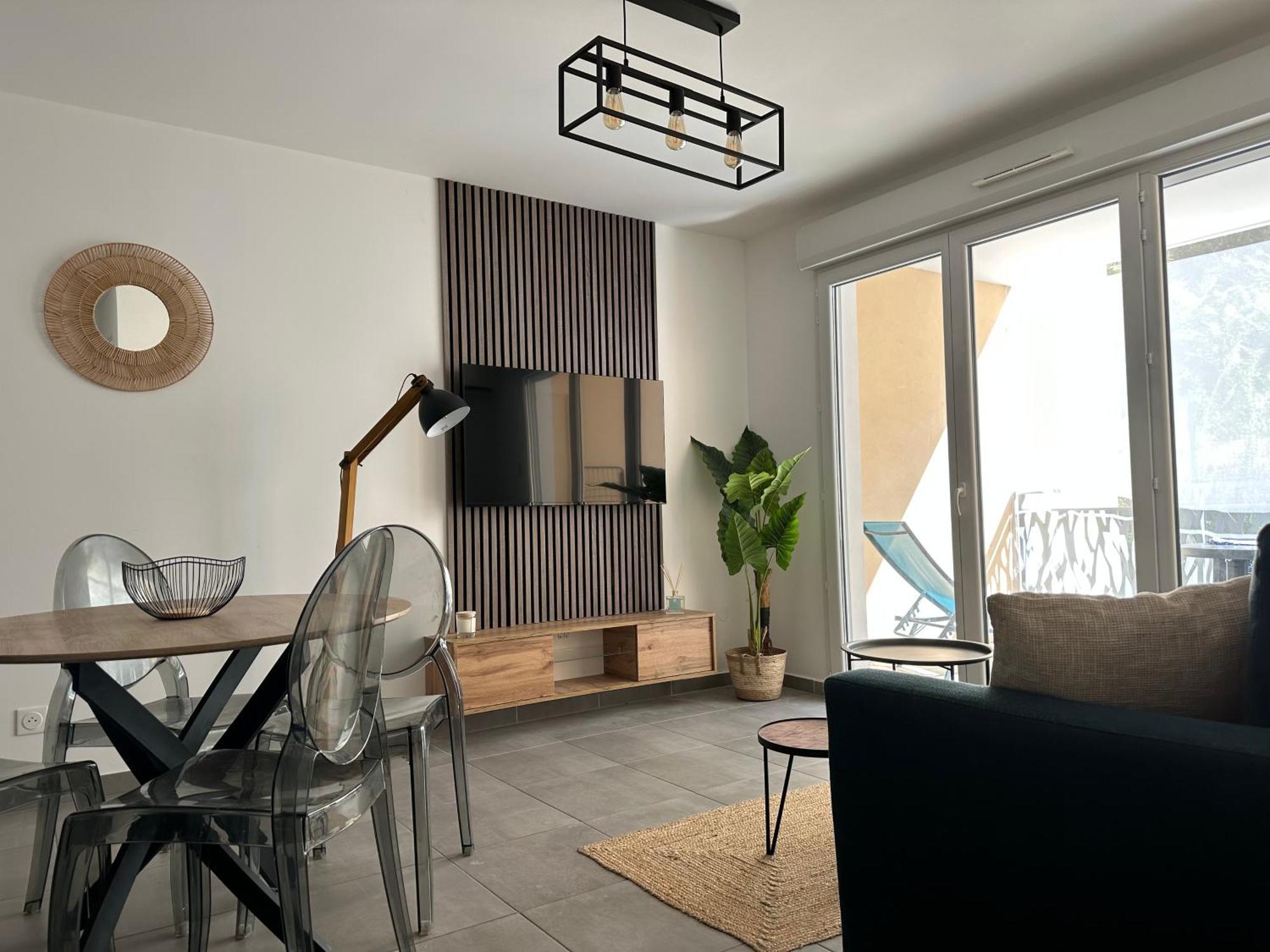 Bel Appartement Au Calme Avec Parking Ментона Екстериор снимка